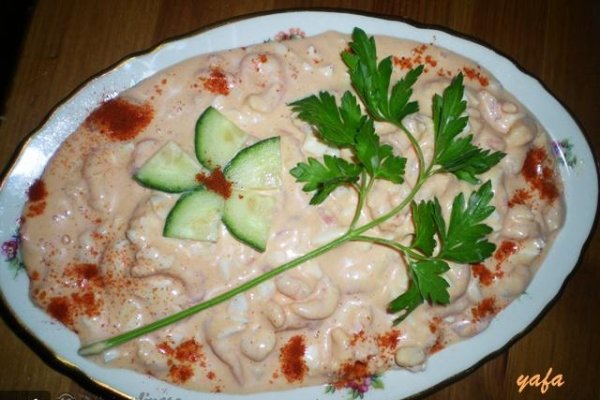 Salata de Creveti cu Sos Cocktail