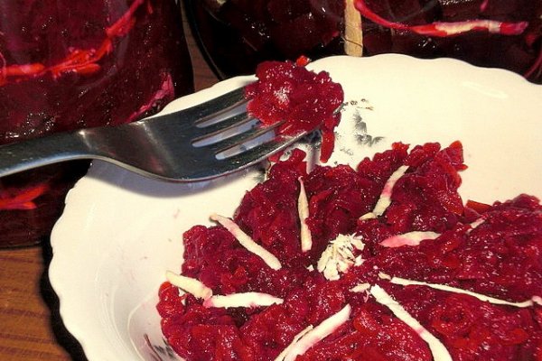 Salata de Sfecla Rosie pentru Iarna