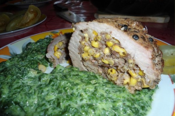 Rulada de Curcan cu Boabe de Porumb