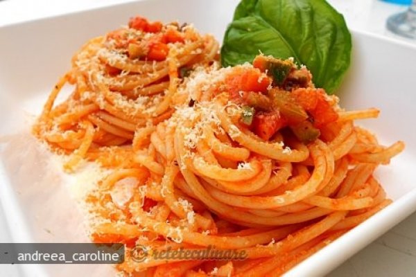 Spaghete cu Legume A la Bolognese