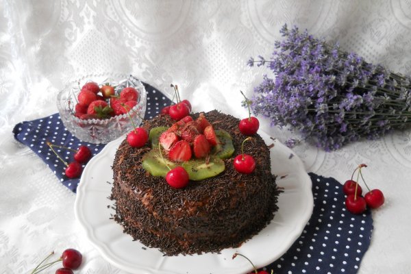 Tort de biscuiti cu fructe confiate