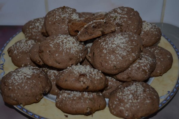 Fursecuri cu cacao si stafide